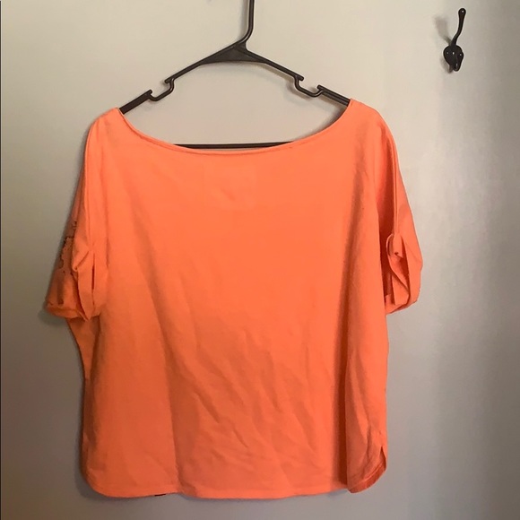 Peach Loose Fitted Cropped T-Shirt - Picture 3 of 3